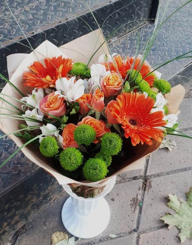 Букет цветов из: Герберы, Хризантемы, Альстромерии и Розы в Баклановской Ростовской области