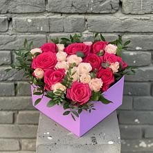 Цветочная композиция из Розы в коробке в Баклановской Ростовской области
