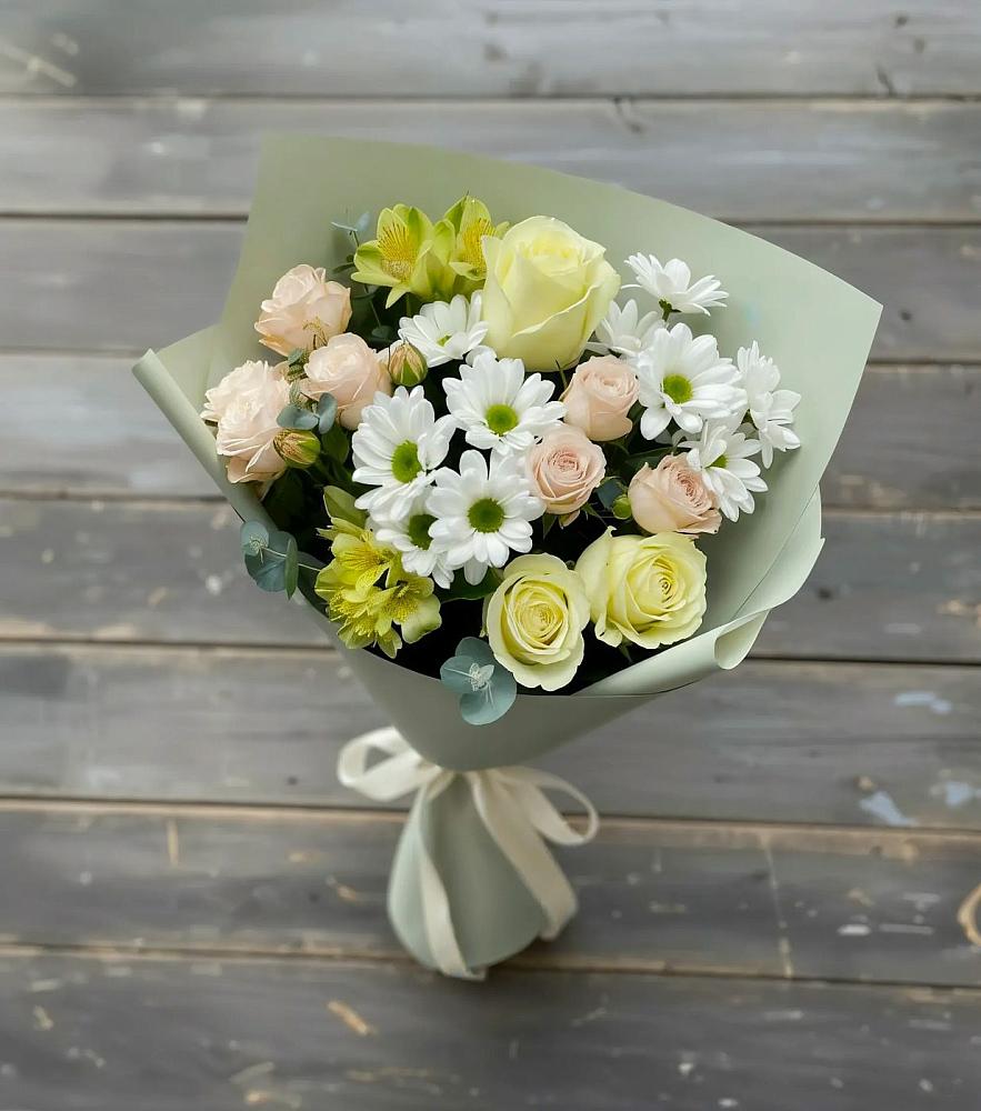 Букет цветов из: Альстромерии, Розы и Хризантемы в Баклановской Ростовской области