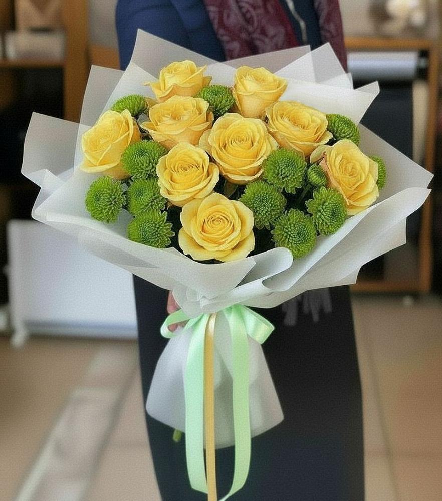 Букет цветов из: Хризантемы и Розы в Баклановской Ростовской области