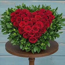 Цветочная композиция из Розы в виде сердца в Баклановской Ростовской области