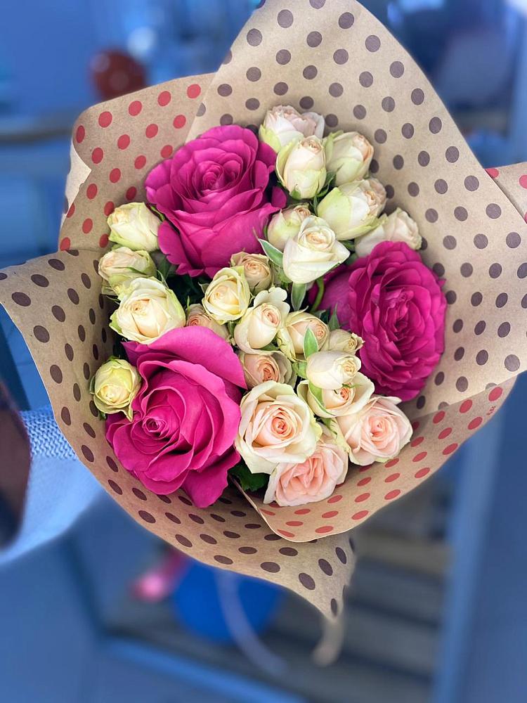 Букет цветов из: Розы в Баклановской Ростовской области