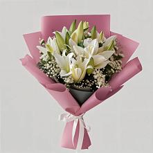 Букет цветов из:  Лилии в Баклановской Ростовской области