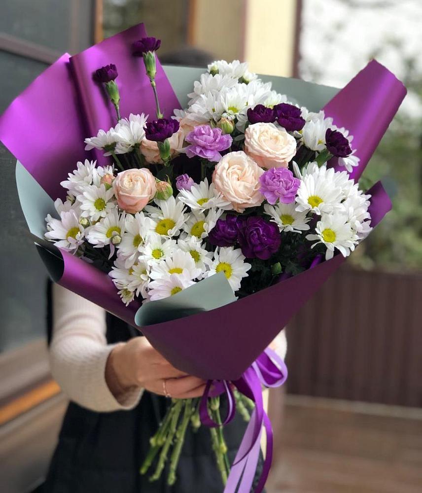 Букет цветов из: Хризантемы, Гвоздики и Розы в Баклановской Ростовской области