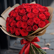 Букет 51 Красная роза Эдлесс Лав в Баклановской Ростовской области