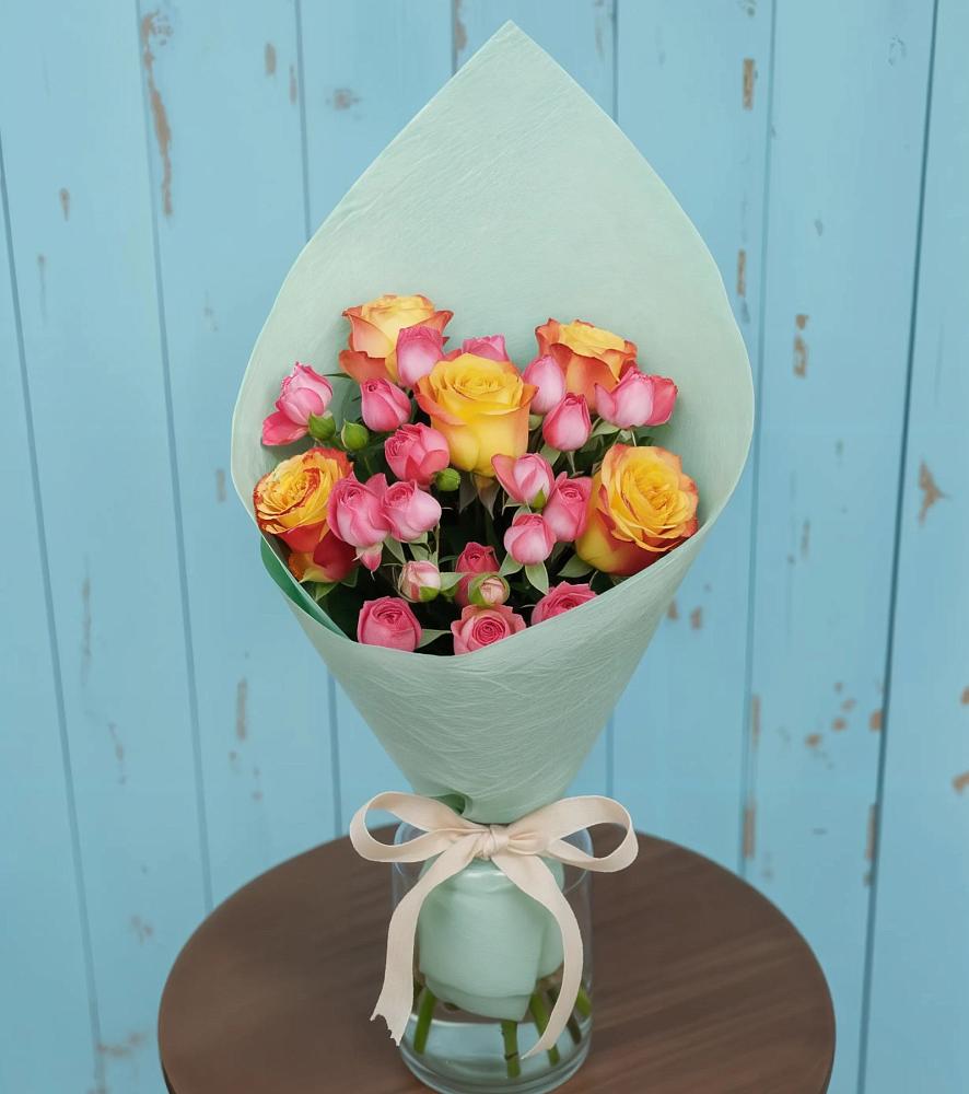 Букет цветов из: Розы в Баклановской Ростовской области