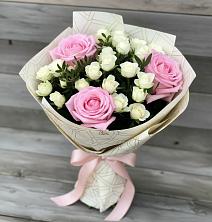 Букет цветов из:  Розы в Баклановской Ростовской области
