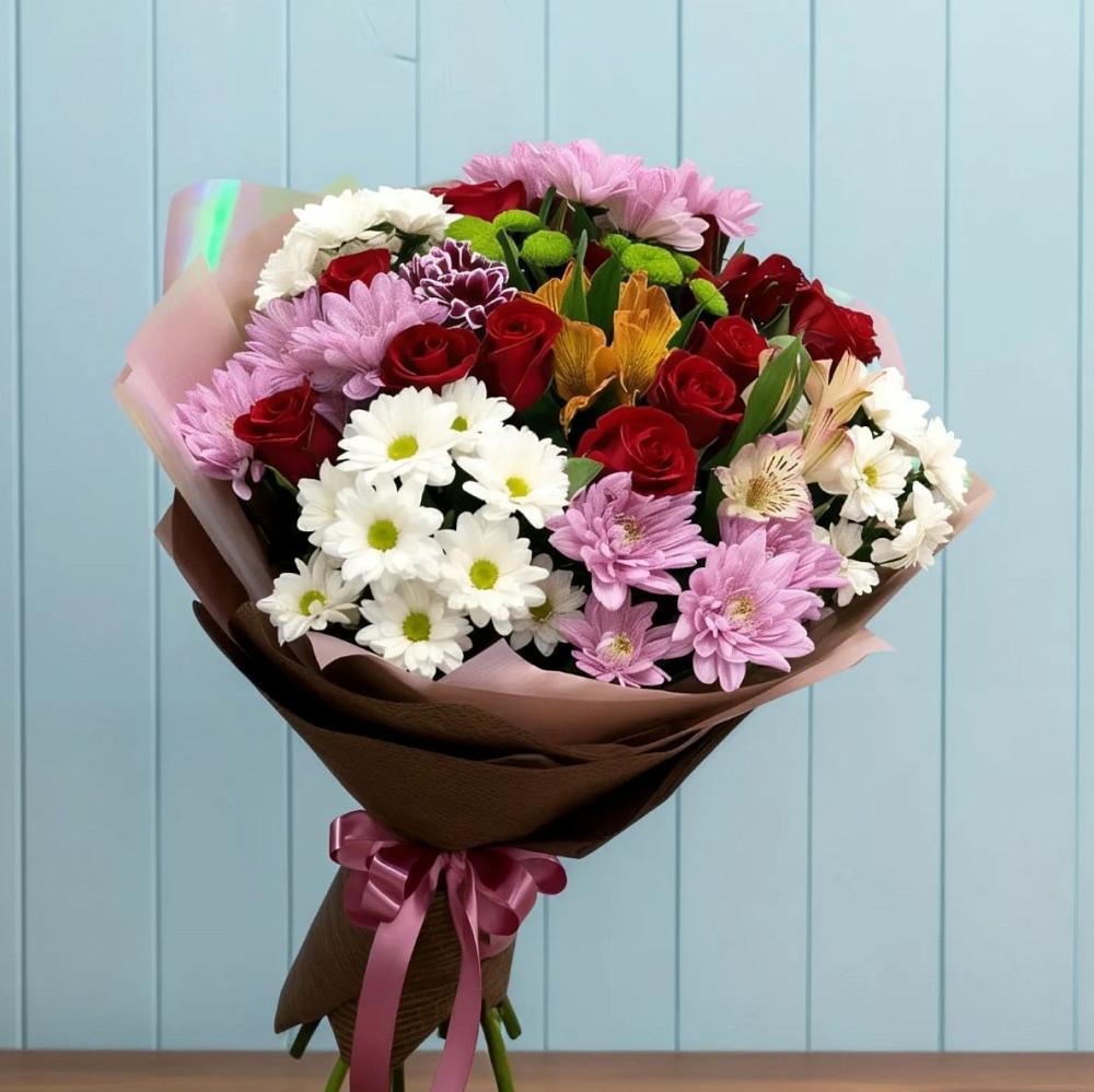 Букет цветов из: Розы, Хризантемы и Альстромерии в Баклановской Ростовской области