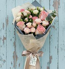 Букет цветов из:  Розы в Баклановской Ростовской области