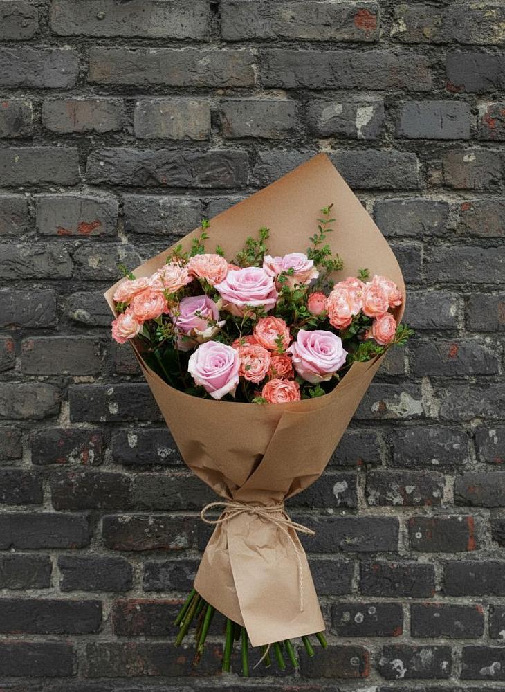 Букет цветов из: Розы в Баклановской Ростовской области