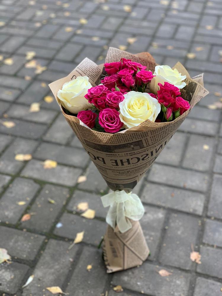 Букет цветов из: Розы в Баклановской Ростовской области