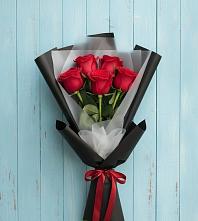 Букет цветов из:  Розы в Баклановской Ростовской области