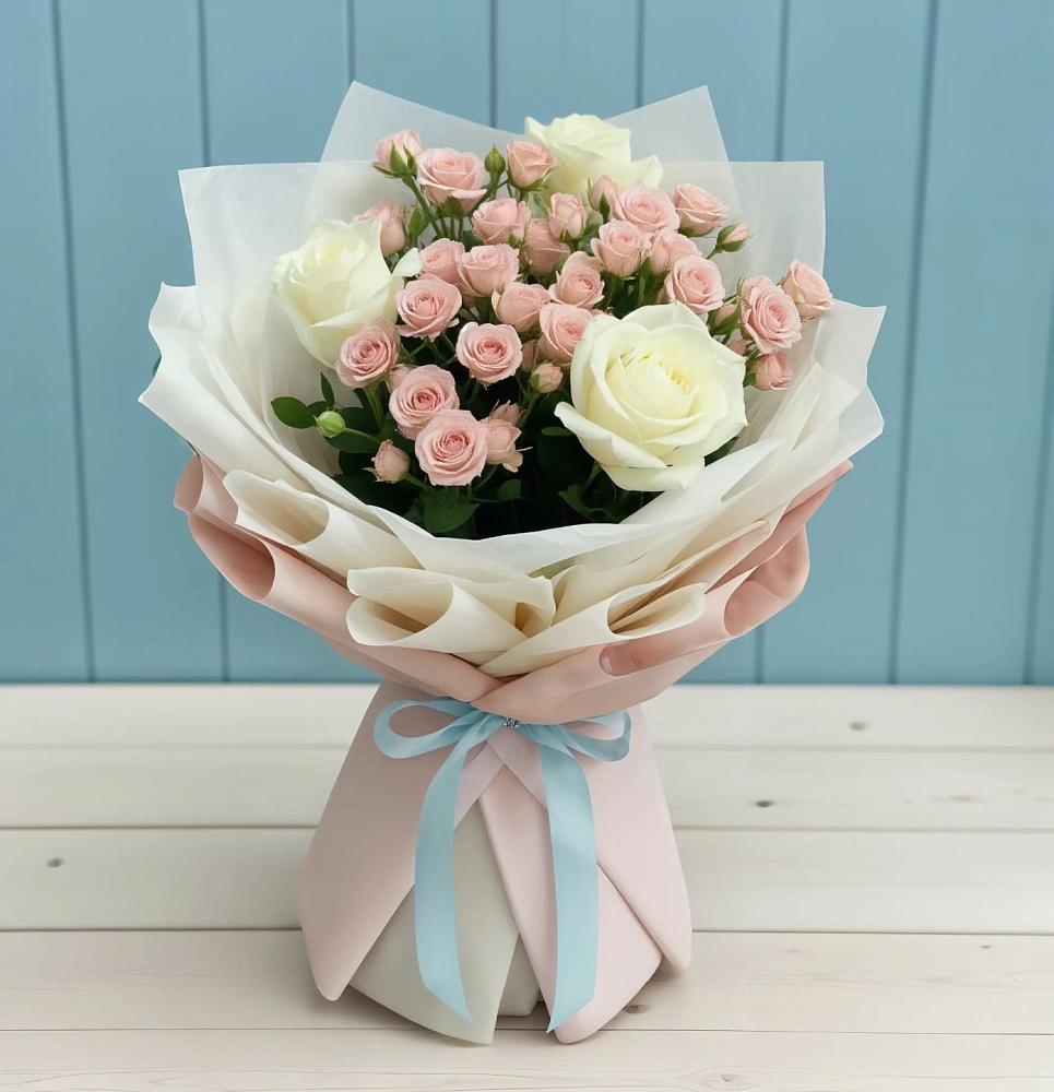 Букет цветов из: Розы в Баклановской Ростовской области