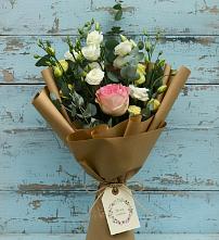 Букет цветов из:  Розы и Лизиантусы #REPLACE_PRED# Баклановской Ростовской области